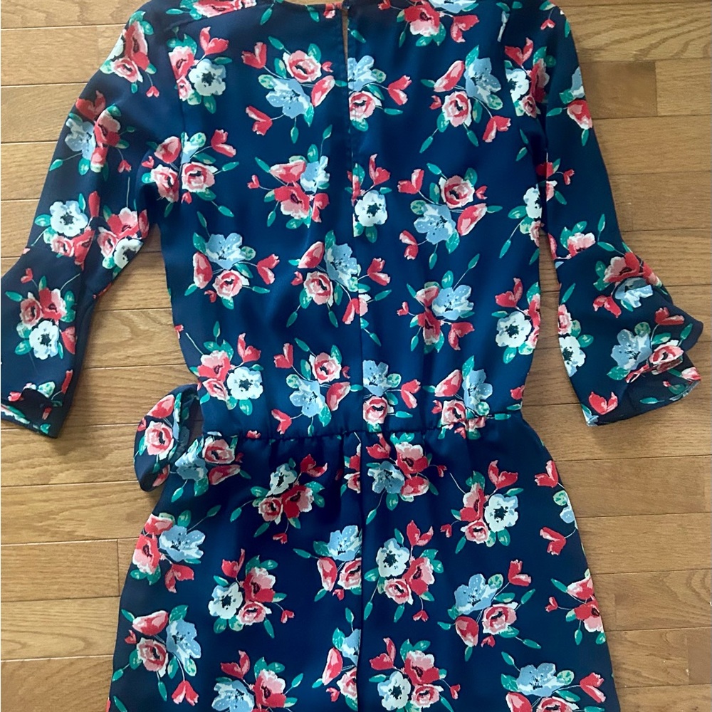 Romper Size 2 - Picture 4 of 6